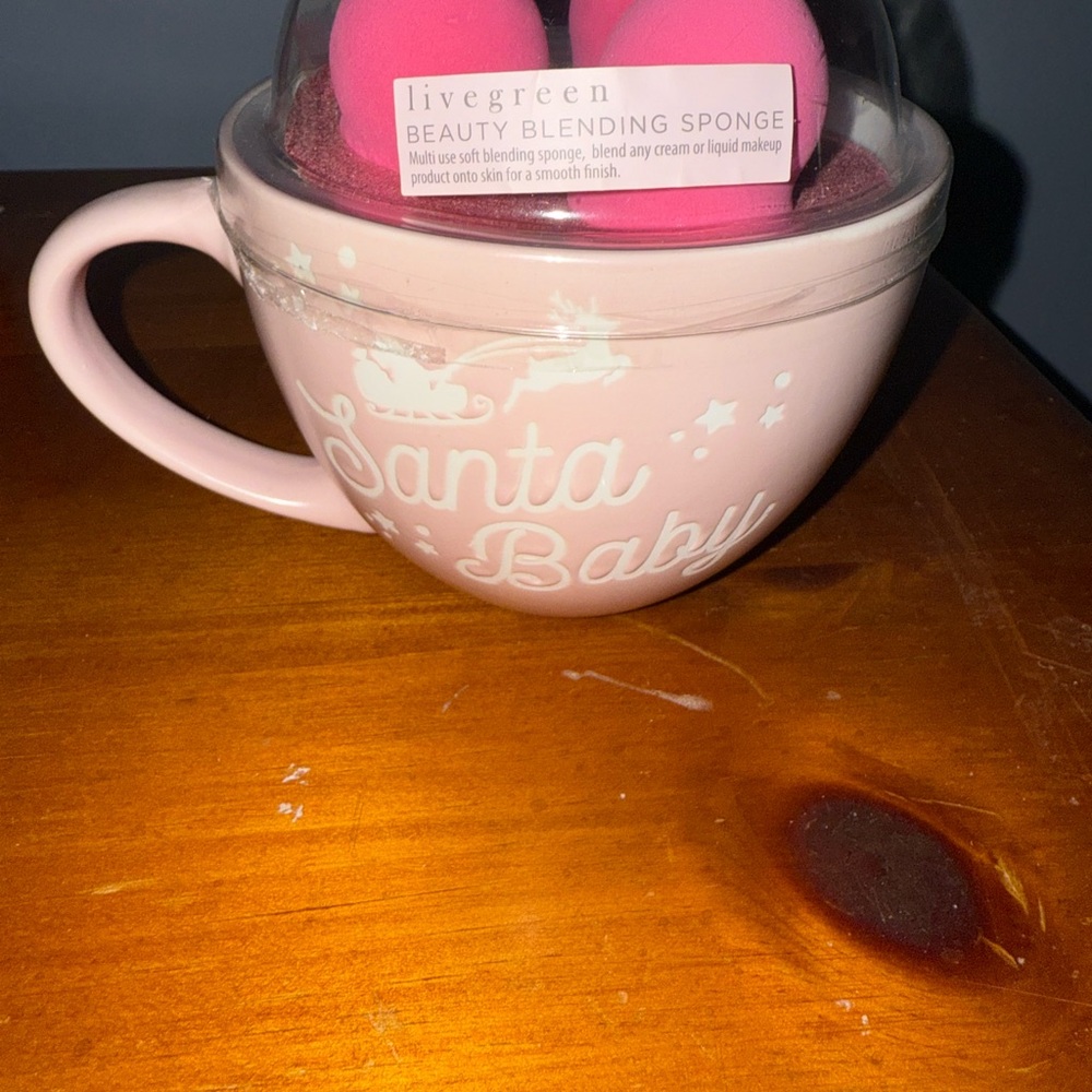 Santa Baby Pink Bath Set - Picture 2 of 2